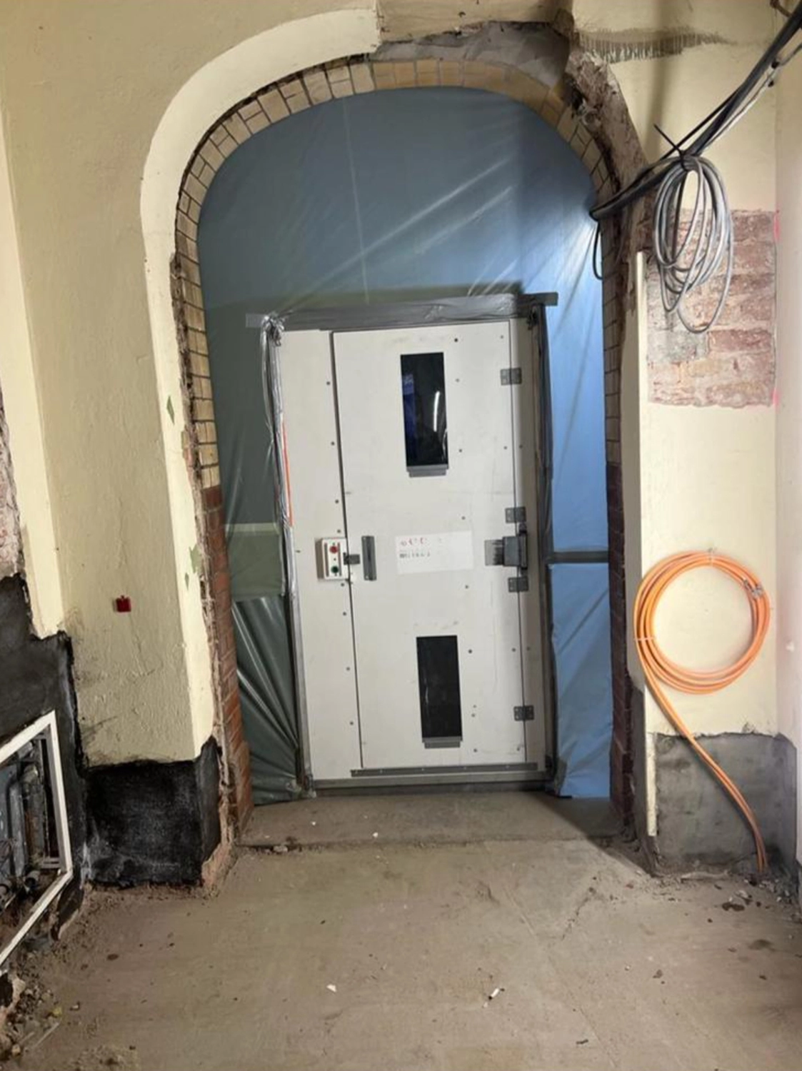 F.A.C Service - Abbruch, Schadstoffsanierung, Baureinigung und Gebäudereinigung 