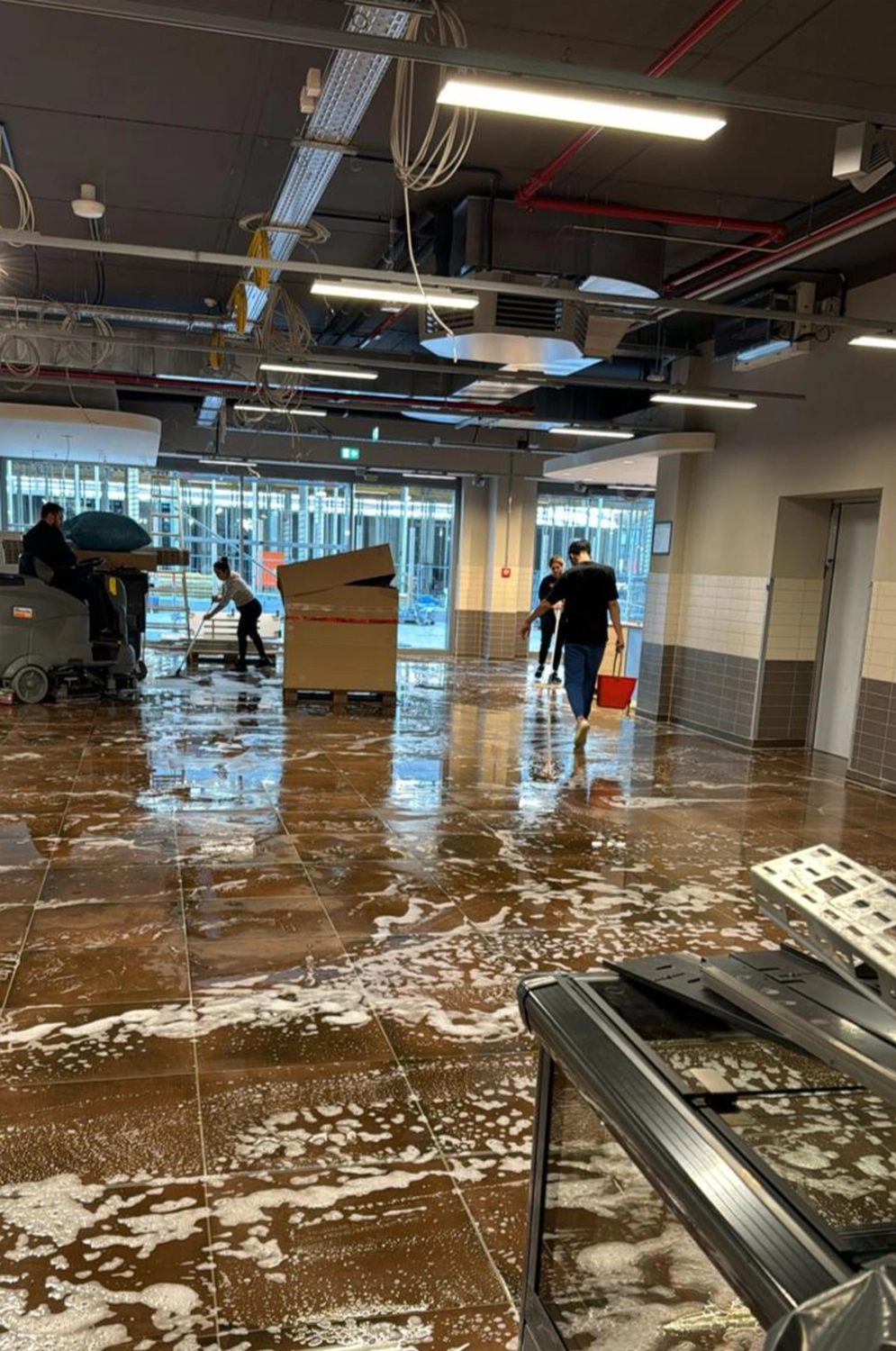 F.A.C Service - Abbruch, Schadstoffsanierung, Baureinigung und Gebäudereinigung 